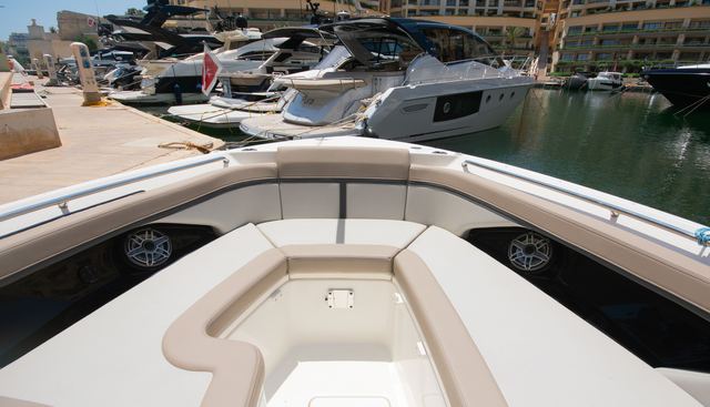 330 yacht for sale 10