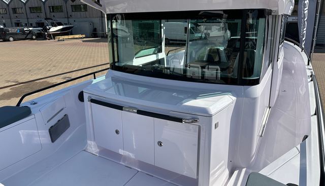 BLUTO yacht for sale 8