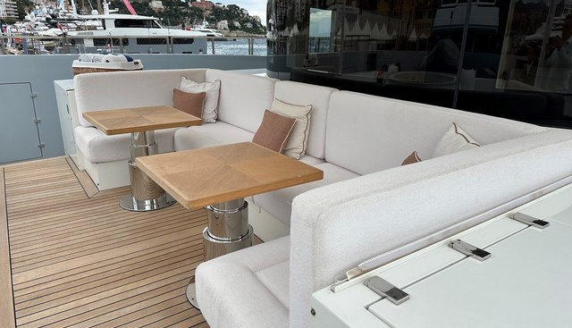 BELONGERS yacht for sale 17