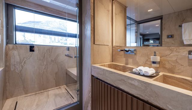 LADY LU' yacht for sale 15