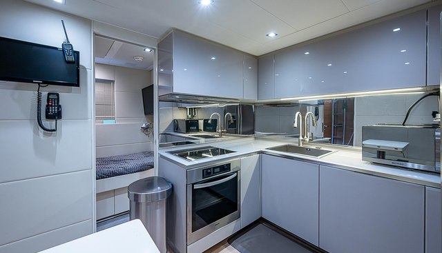 SCISSORTAIL II yacht for sale 64