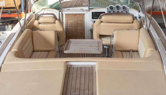 Pequeno Corazon yacht for sale 3