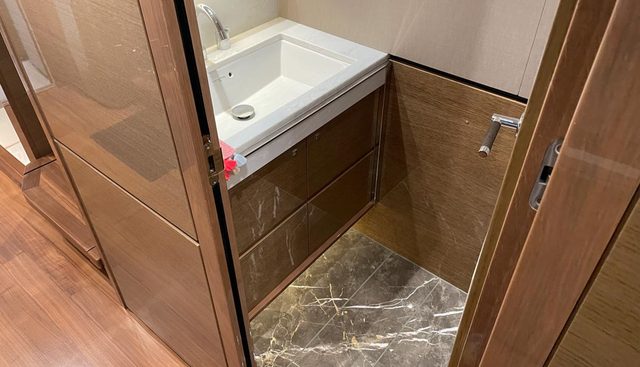 PRINCESS 30M yacht for sale 18