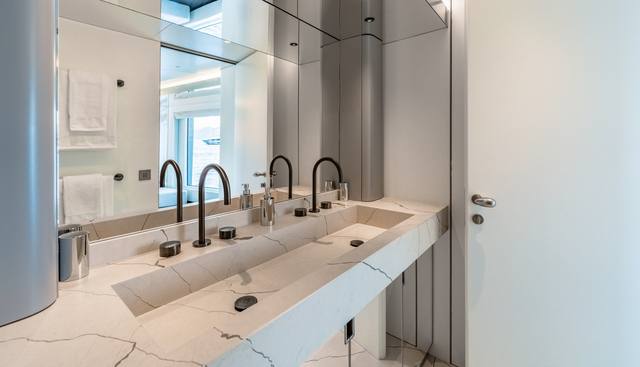 ARIA yacht for sale 27