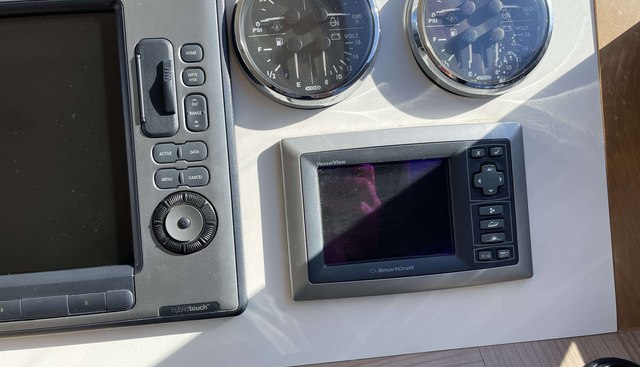 Danielanna yacht for sale 28