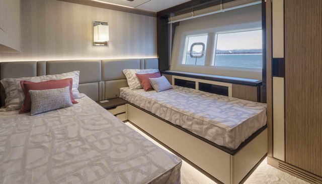 FOUR JOYS yacht for sale 20