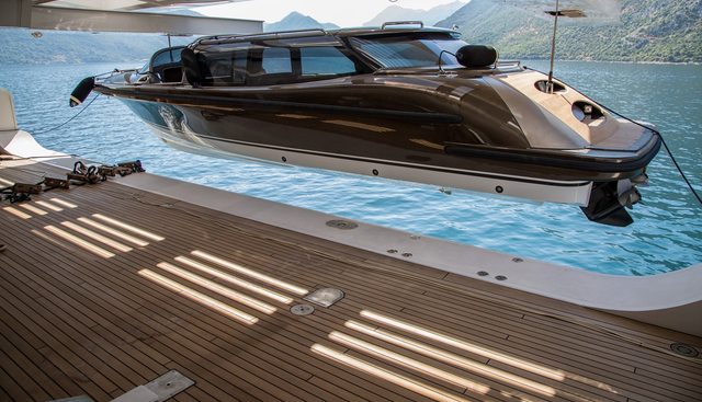 PELORUS yacht for sale 44