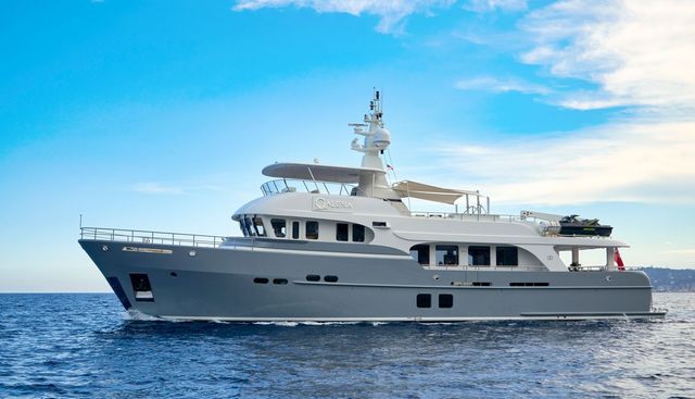 Galena yacht for sale 32