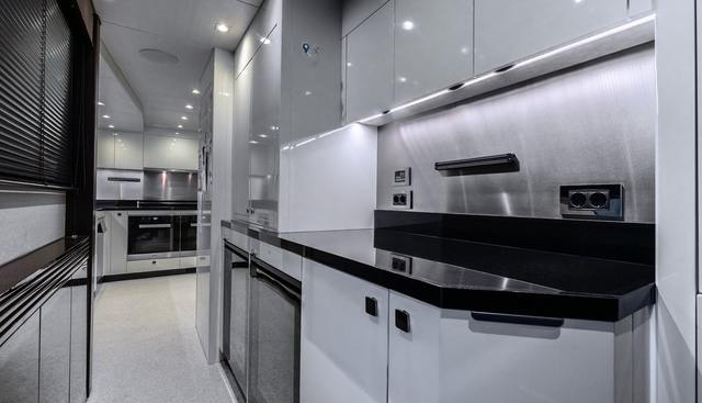 NOROADER yacht for sale 33