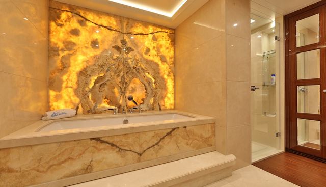 Elada yacht for sale 22