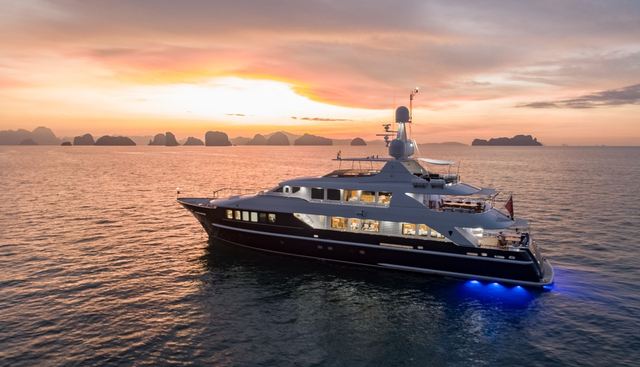 LADY AZUL yacht for sale 32