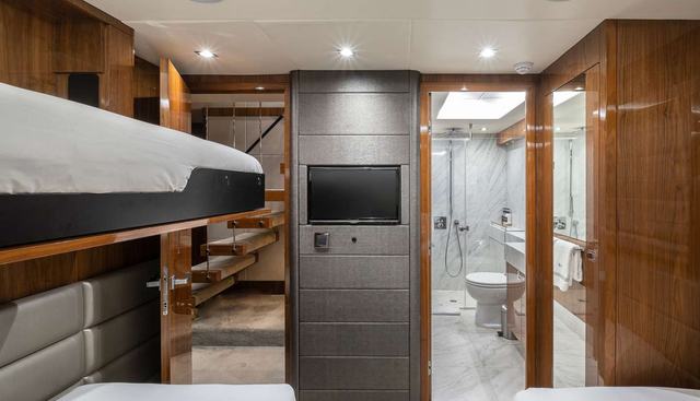 AFTER 8 II yacht for sale 29