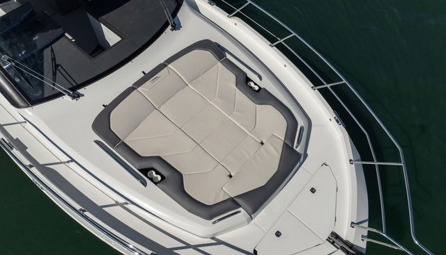 GN440FLY-016 yacht for sale 50