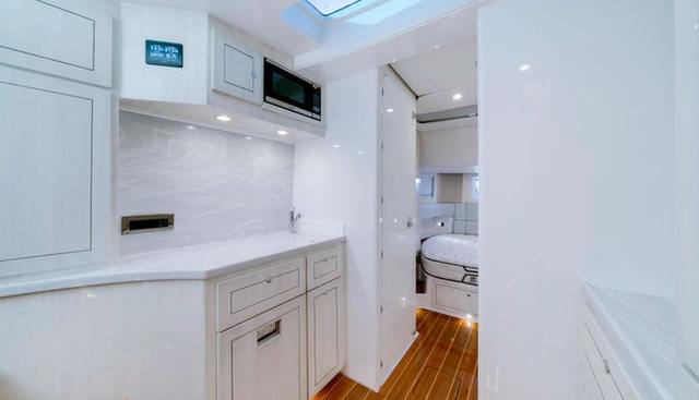 noname yacht for sale 30