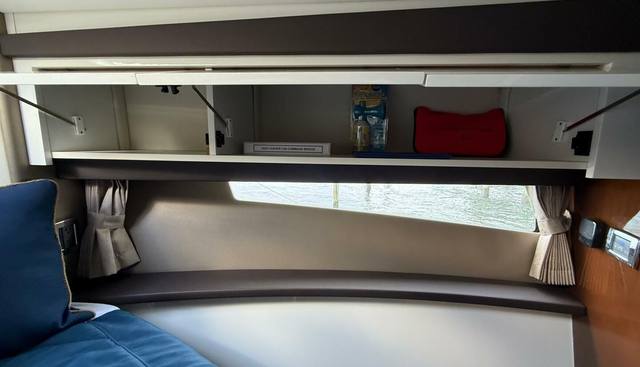 MJM Grand yacht for sale 83