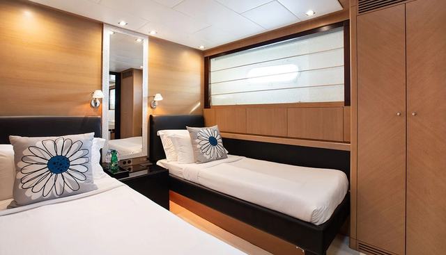 Ycm 120 yacht for sale 40