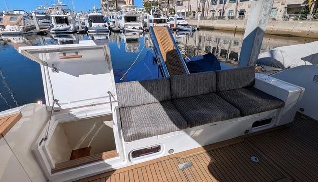 Casa Amigos yacht for sale 9
