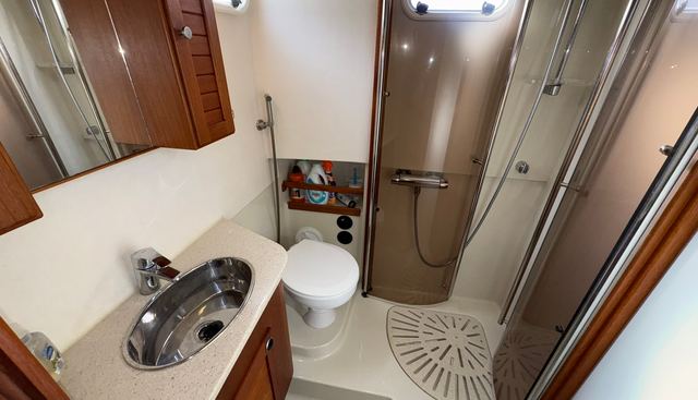 noname yacht for sale 4