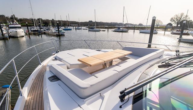 3102668 yacht for sale 13