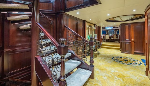 STARSHIP yacht for sale 25