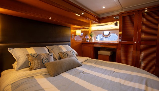 Amber Roots yacht for sale 37