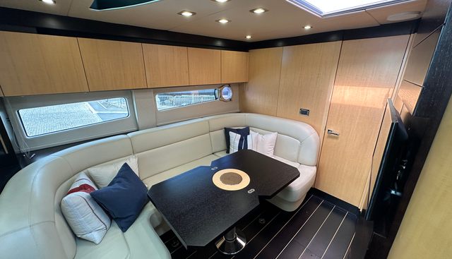 Volantis yacht for sale 27