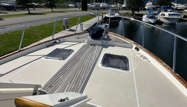 MISS STEPHANIE yacht for sale 77