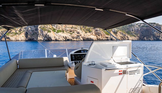 noname yacht for sale 13