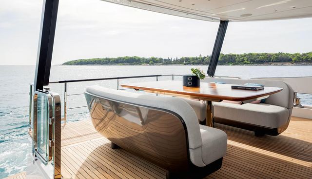 Lamborghini 63 yacht for sale 133