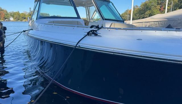 In Pursuit yacht for sale 20