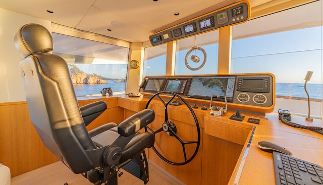 Noname yacht for sale 49