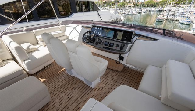 N2H2 yacht for sale 20