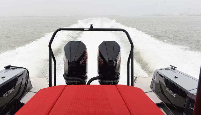 Brabus Shadow 900 Sun Top yacht for sale 63