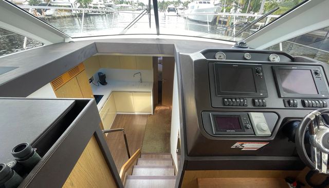 OASIS yacht for sale 10