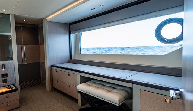 Double J yacht for sale 40