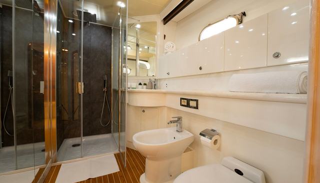 MA BELLA yacht for sale 12