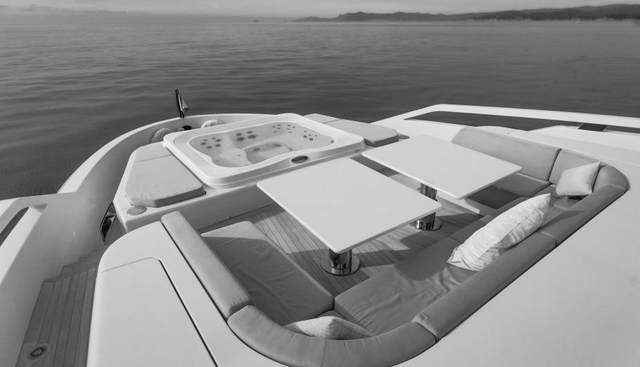 L.A.U.L yacht for sale 37