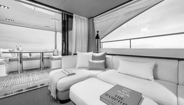 AZIMUT 60 FLY yacht for sale 10