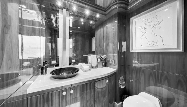 MESMERIZE yacht for sale 20