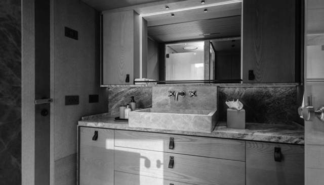 ACALA yacht for sale 35