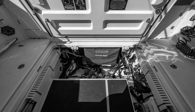 noname yacht for sale 8