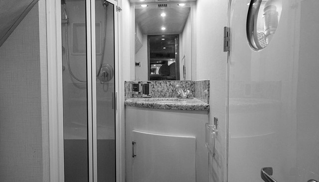 THE FINE EXPERIENCE yacht for sale 38