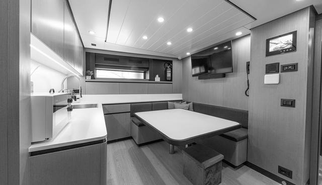 VAYUS yacht for sale 23