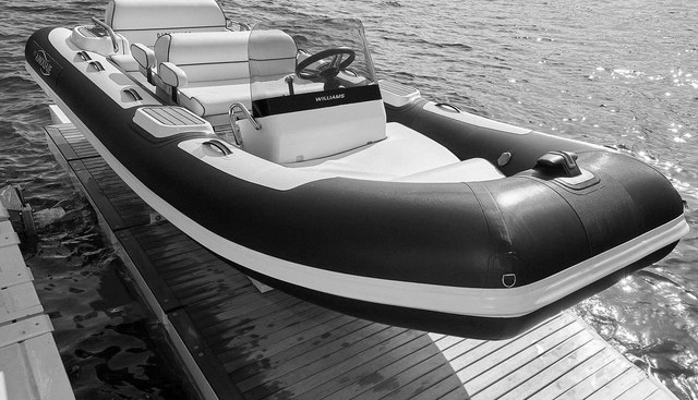 AMOUAJE yacht for sale 48