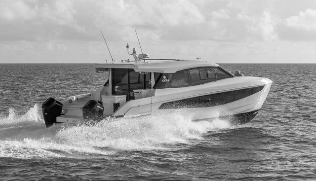 Aquila 42 Coupe yacht for sale 15