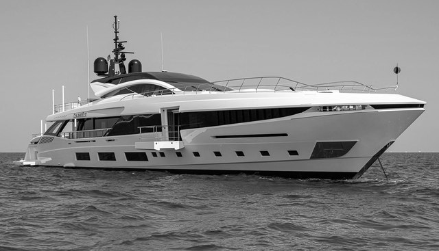 GOLDENEYE yacht for sale 44