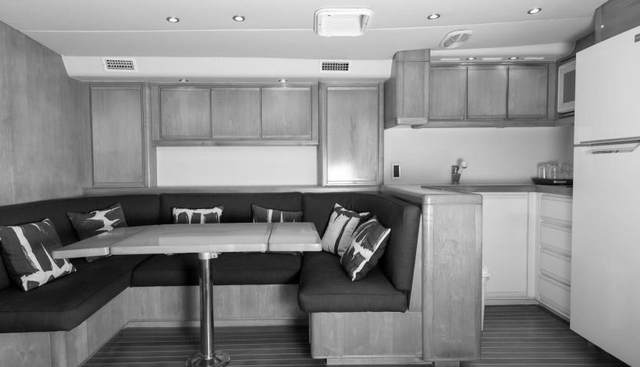 Chipi Chipi yacht for sale 10