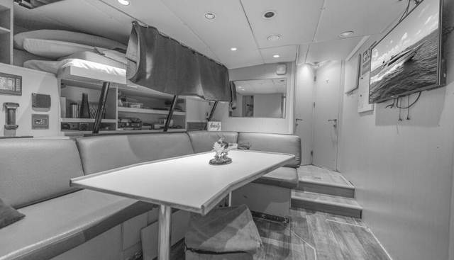 Entourage yacht for sale 52
