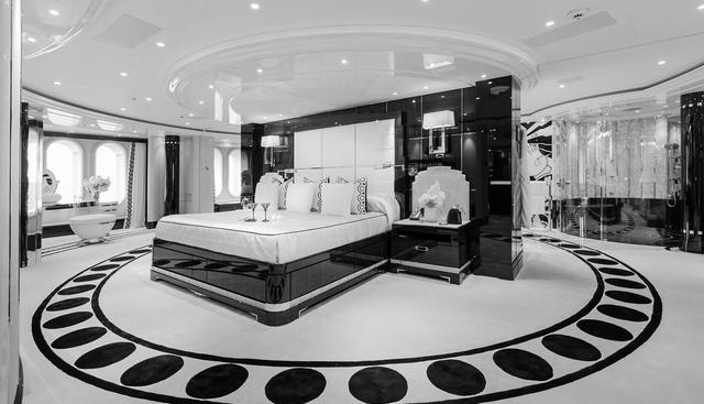 PHOENIX 2 yacht for sale 13