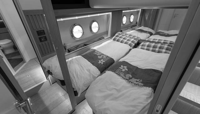 Quay to Happiness yacht for sale 32